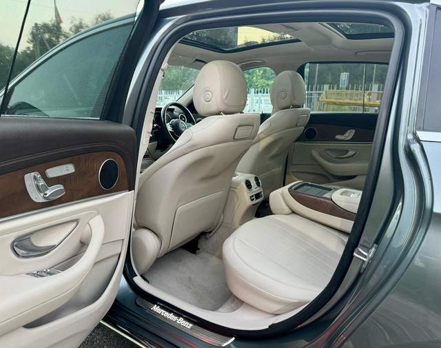 Second-hand 2020 Mercedes-Benz E-Class Exclusive E 200 BSIV for sale in New Delhi-9