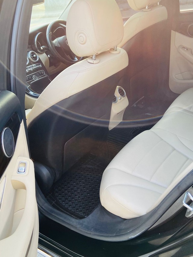 Second-hand 2017 Mercedes-Benz C-Class C 220 CDI Avantgarde for sale in Lucknow-9