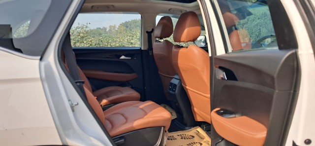 Second-hand 2022 MG Hector Sharp CVT for sale in New Delhi-18