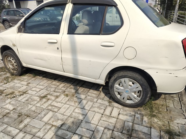 Second-hand 2012 Tata Indigo GLX for sale in Etawah-3