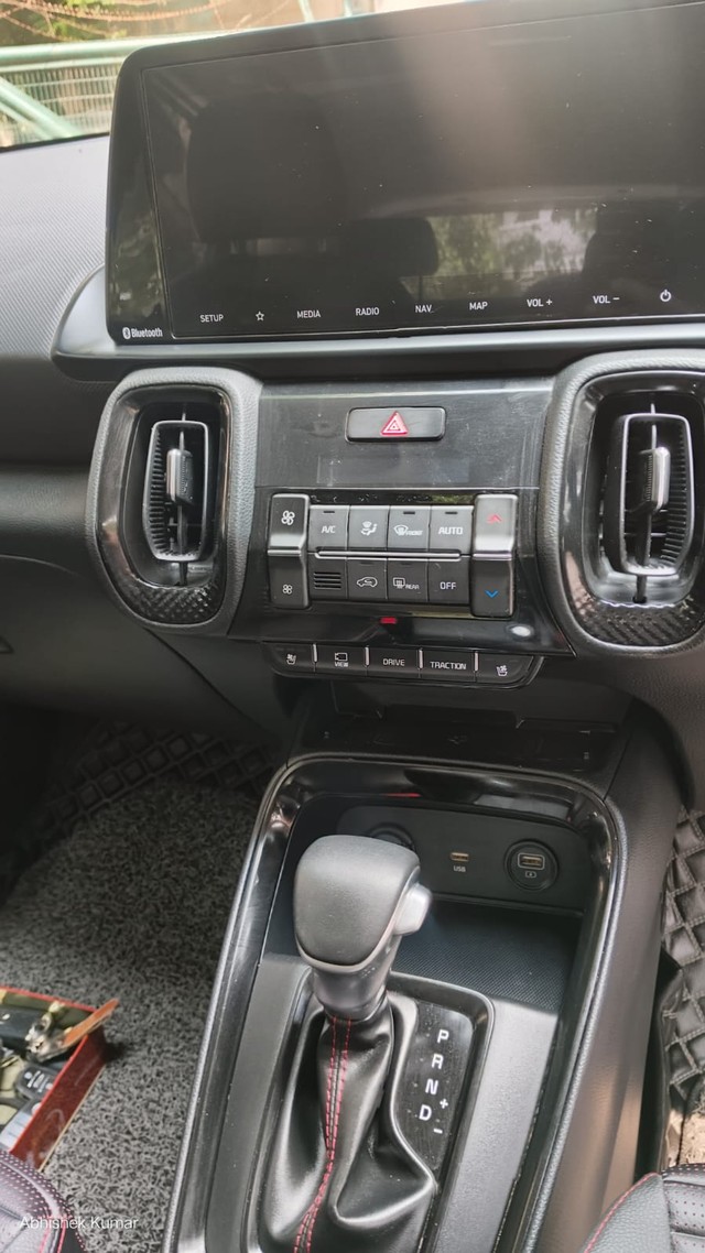 Second-hand 2022 Kia Sonet GTX Plus Turbo DCT DT for sale in New Delhi-12