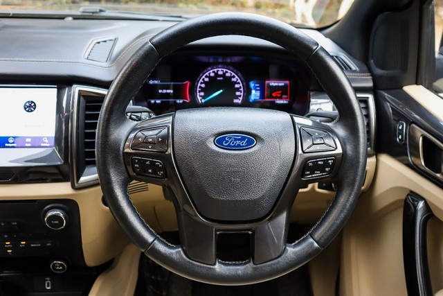 Second-hand 2021 Ford Endeavour Titanium Plus 4X4 AT for sale in New Delhi-8