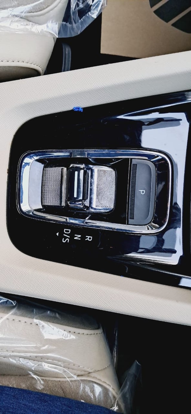 Second-hand 2021 Skoda Octavia Style for sale in New Delhi-6