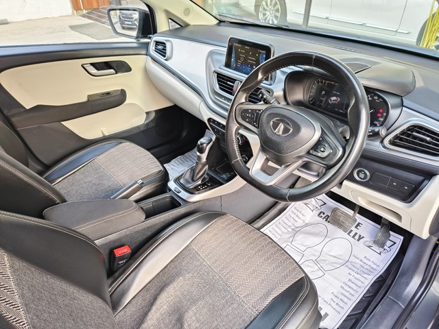 Second-hand 2023 Tata Altroz XZ Plus S for sale in Ludhiana-13