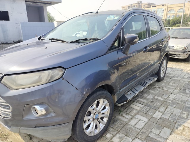 Second-hand 2014 Ford Ecosport 1.5 Ti VCT MT Trend for sale in Etawah-3