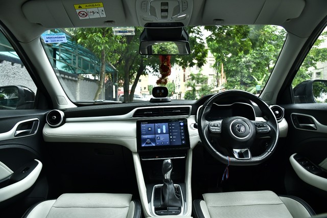 Second-hand 2023 MG Astor Sharp CVT BSVI for sale in Kolkata-18