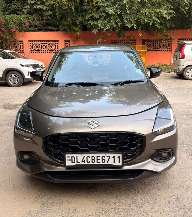 Maruti Suzuki Swift LXi Second-hand 2025 Maruti Suzuki Swift LXi for sale in New Delhi