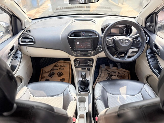 Second-hand 2023 Tata Tigor XZ Plus CNG for sale in Agra-9