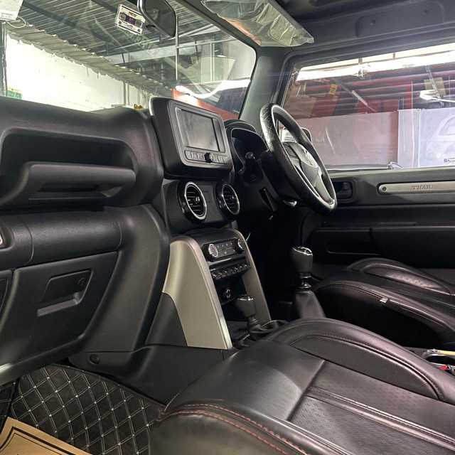 Second-hand 2022 Mahindra Thar LX 4WD Hard Top Diesel BSVI for sale in Jaipur-17