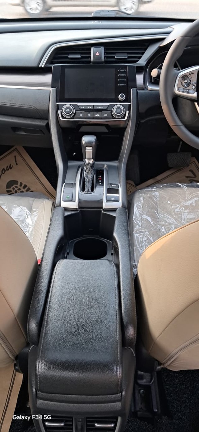 Second-hand 2019 Honda Civic ZX BSIV for sale in New Delhi-24