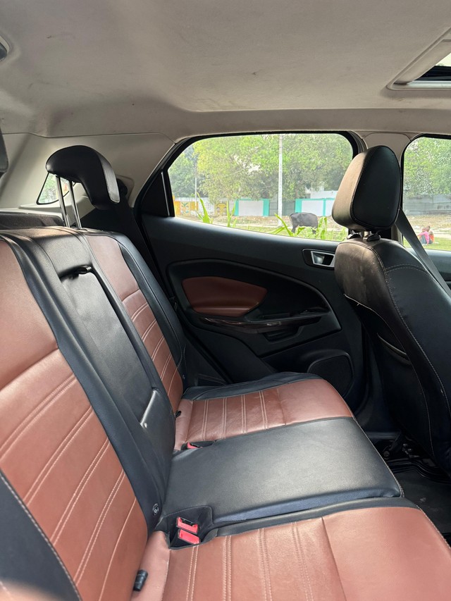 Second-hand 2019 Ford Ecosport Thunder Edition Diesel BSIV for sale in Lucknow-14