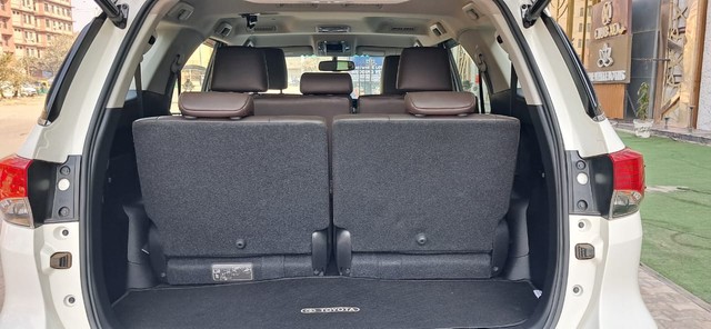 Second-hand 2020 Toyota Fortuner 2.8 2WD AT for sale in New Delhi-15