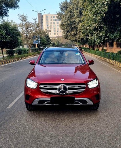 Second-hand 2021 Mercedes-Benz GLC 220d 4MATIC for sale in New Delhi
