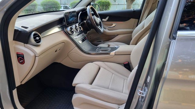 Second-hand 2022 Mercedes-Benz GLC 200 for sale in New Delhi-10