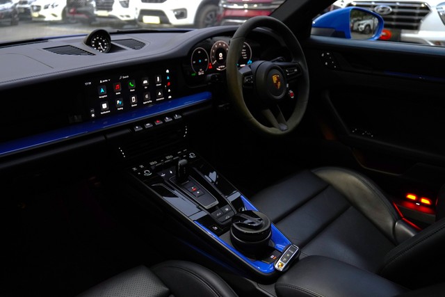 Second-hand 2024 Porsche 911 Carrera for sale in Kolkata-17