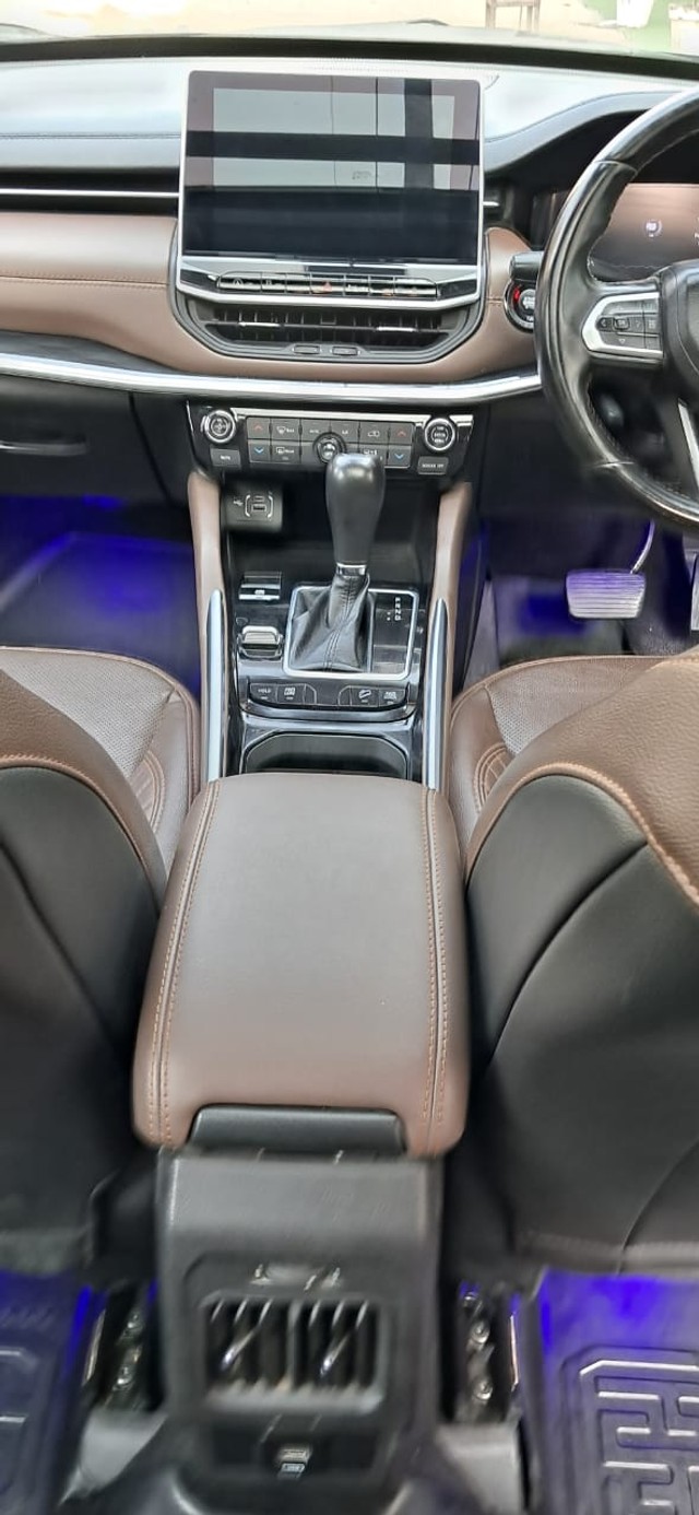 Second-hand 2024 Jeep Meridian Limited Opt 4x4 AT for sale in New Delhi-15