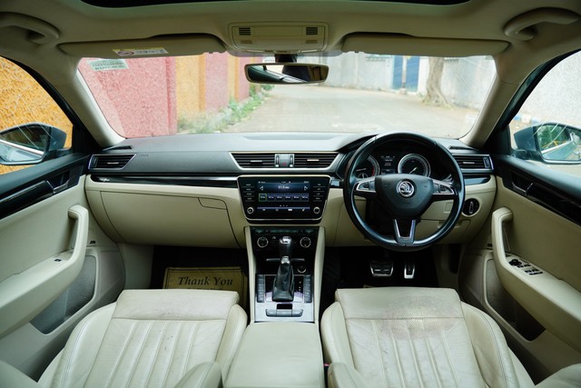 Second-hand 2019 Skoda Superb LK 1.8 TSI AT for sale in Kolkata-13