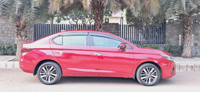 Second-hand 2022 Honda City ZX CVT for sale in New Delhi-1