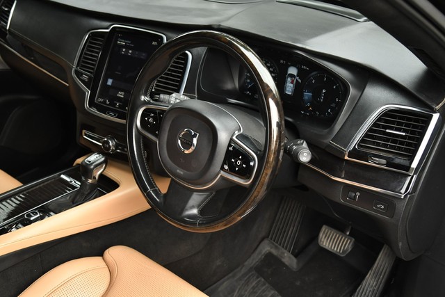 Second-hand 2017 Volvo XC90 D5 Inscription BSIV for sale in Kolkata-17