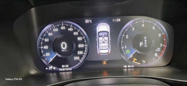 Second-hand 2021 Volvo XC40 T4 R-Design for sale in New Delhi-6