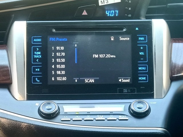 Second-hand 2018 Toyota Innova Crysta 2.8 ZX AT BSIV for sale in New Delhi-20