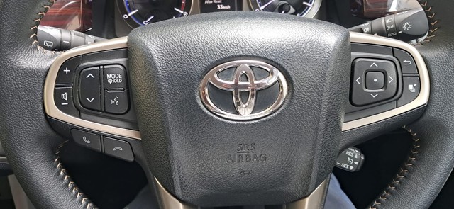 Toyota Innova Crysta 2.4 ZX 7 STR Second-hand 2021 Toyota Innova Crysta 2.4 ZX 7 STR for sale in New Delhi-6