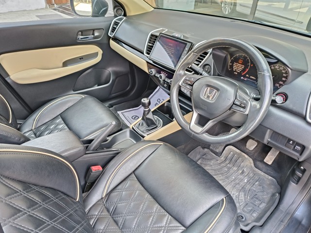 Honda City VX MT Second-hand 2022 Honda City VX MT for sale in Ludhiana-12