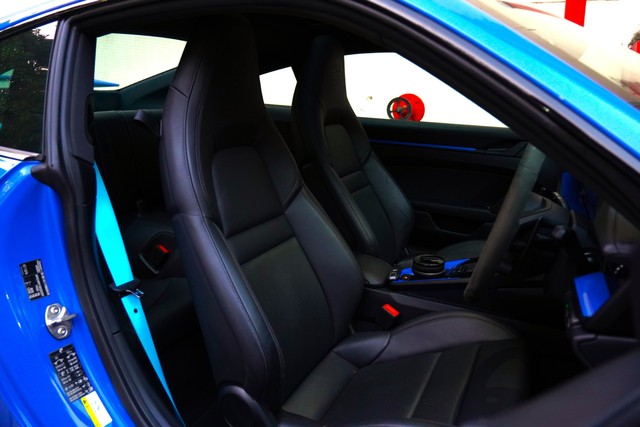 Second-hand 2024 Porsche 911 Carrera for sale in Kolkata-20