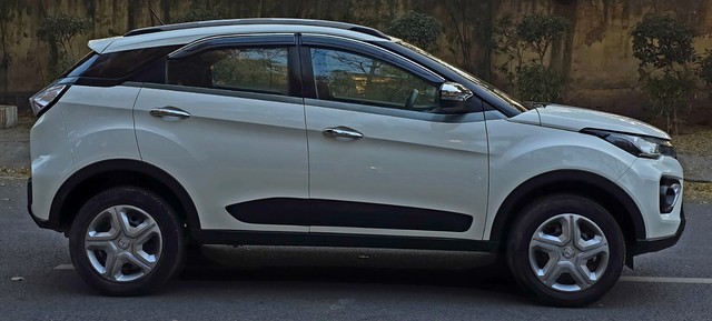 Tata Nexon 1.2 Revotron XM Second-hand 2020 Tata Nexon 1.2 Revotron XM for sale in New Delhi-1