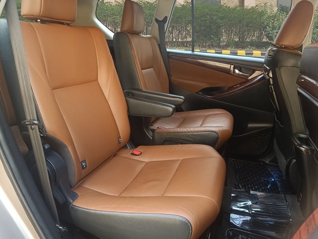 Second-hand 2018 Toyota Innova Crysta 2.8 ZX AT BSIV for sale in New Delhi-19
