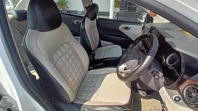 Hyundai Aura SX Second-hand 2020 Hyundai Aura SX for sale in Etawah-6