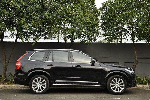 Second-hand 2017 Volvo XC90 D5 Inscription BSIV for sale in Kolkata-1