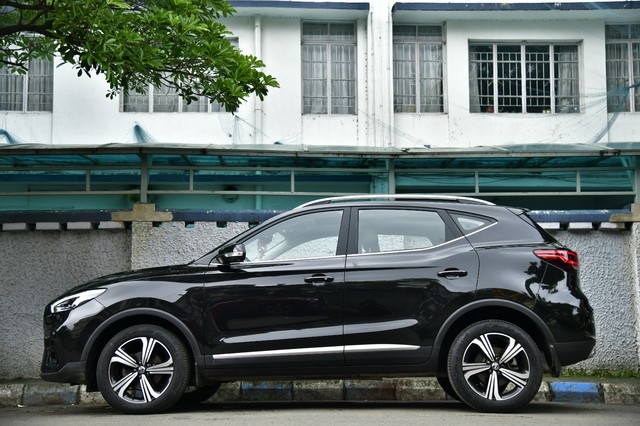 Second-hand 2023 MG Astor Sharp CVT BSVI for sale in Kolkata-4