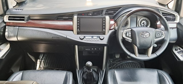 Toyota Innova Crysta 2.4 ZX 7 STR Second-hand 2021 Toyota Innova Crysta 2.4 ZX 7 STR for sale in New Delhi-14