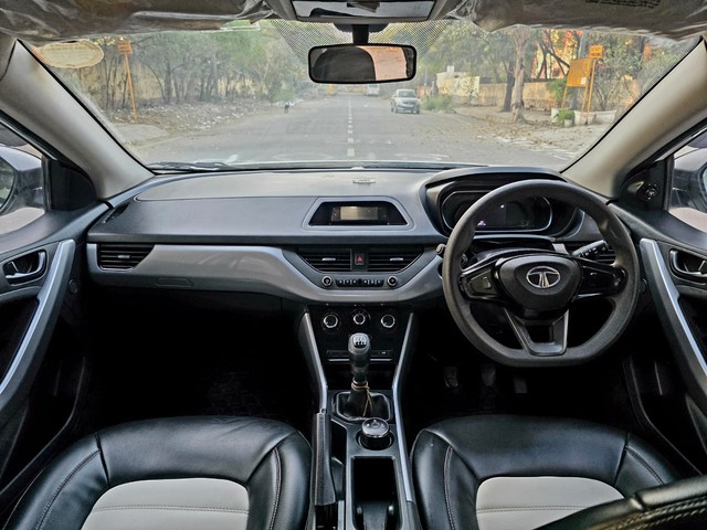 Tata Nexon 1.2 Revotron XM Second-hand 2020 Tata Nexon 1.2 Revotron XM for sale in New Delhi-9