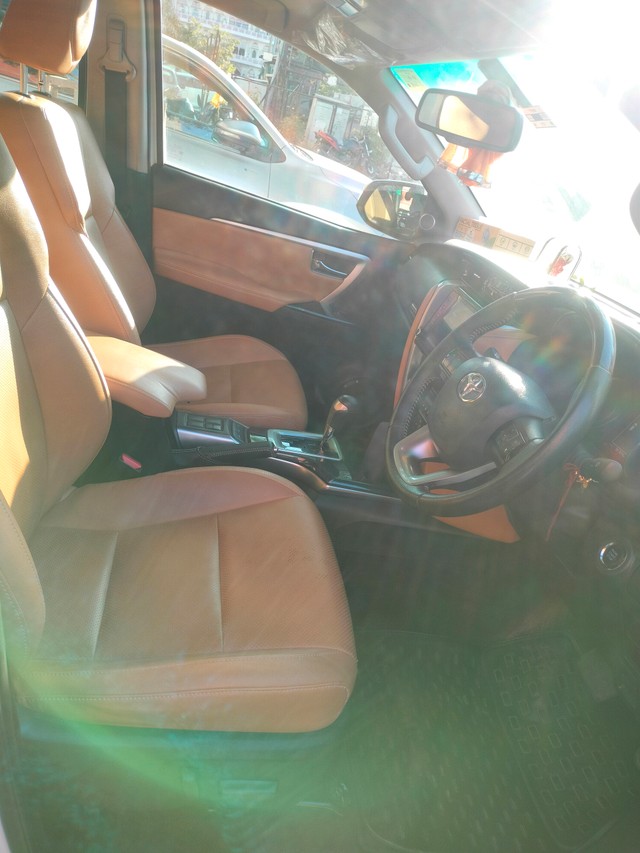 Toyota Fortuner 4X2 Diesel AT Second-hand 2023 Toyota Fortuner 4X2 Diesel AT for sale in Jaipur-9