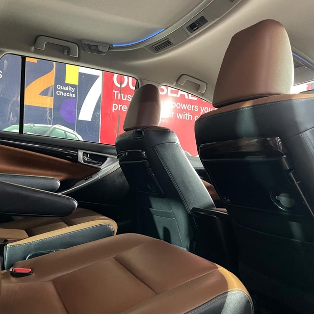 Toyota Innova Crysta 2.4 ZX 7 STR AT Second-hand 2021 Toyota Innova Crysta 2.4 ZX 7 STR AT for sale in Jaipur-13