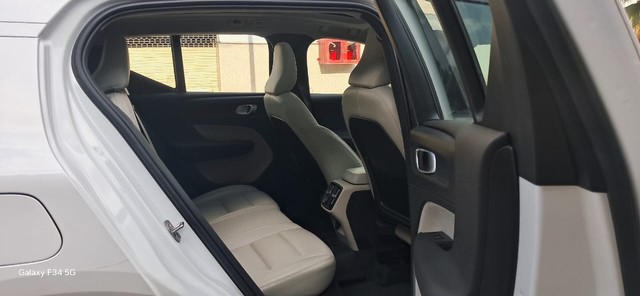 Second-hand 2022 Volvo XC40 B4 Ultimate BSVI for sale in New Delhi-8