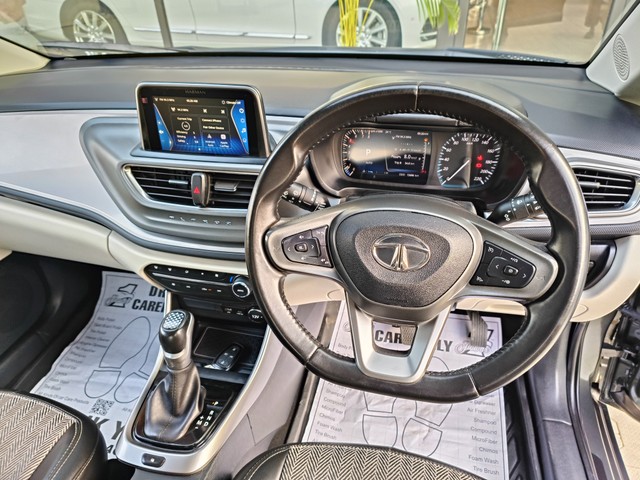 Second-hand 2023 Tata Altroz XZ Plus S for sale in Ludhiana-11