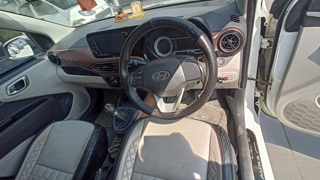 Hyundai Aura SX Second-hand 2020 Hyundai Aura SX for sale in Etawah-5