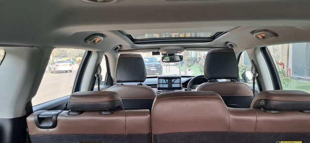 Second-hand 2024 Jeep Meridian Limited Opt 4x4 AT for sale in New Delhi-16