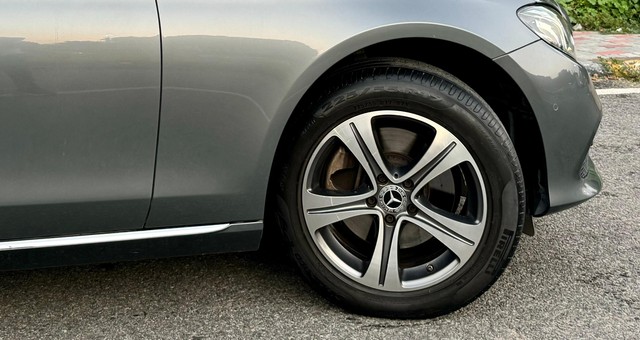 Second-hand 2020 Mercedes-Benz E-Class Exclusive E 200 BSIV for sale in New Delhi-6