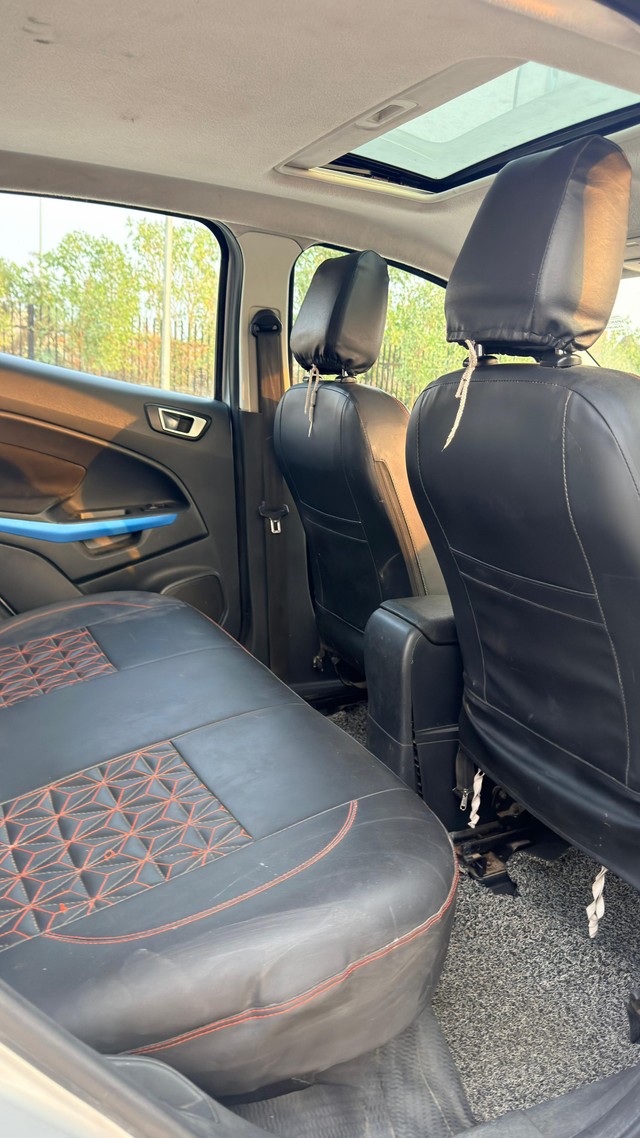 Second-hand 2018 Ford Ecosport Signature Edition Diesel BSIV for sale in Lucknow-13