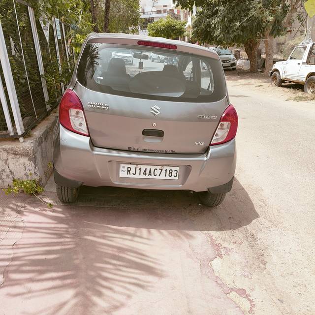 https://images10.gaadi.com/usedcar_image/UKQ1.230924.001/original/8e9190a2-d8c5-45e8-bcb7-17e26b79d4d5.jpg?imwidth=6401