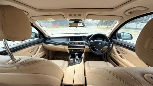 Second-hand 2016 BMW 5 Series 520d Luxury Line for sale in Lucknow-10