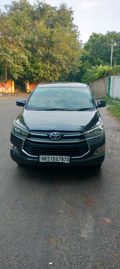 2019 Toyota Innova Crysta 2.4 जी प्लस MT बीएस4