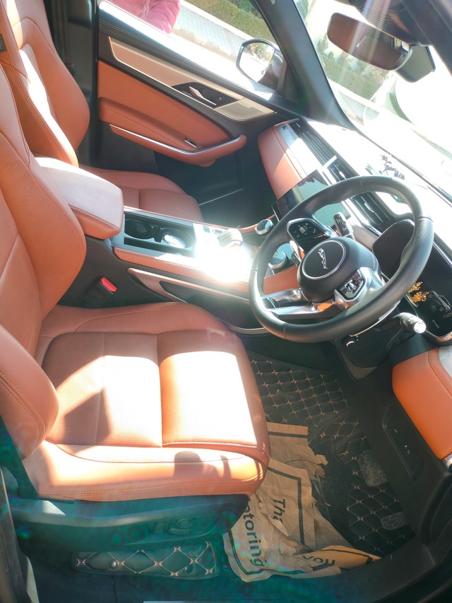 Second-hand 2024 Jaguar F-Pace 2.0 R-Dynamic S for sale in Jaipur-10