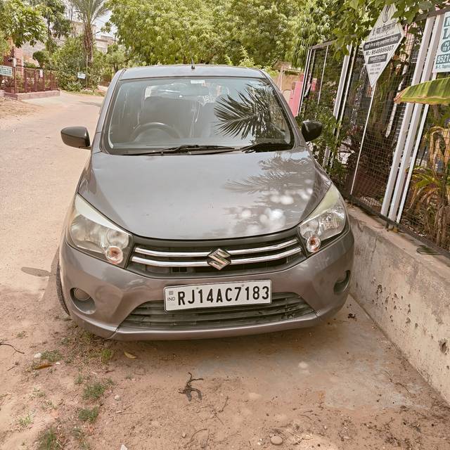 https://images10.gaadi.com/usedcar_image/UKQ1.230924.001/original/9ab55e77-1068-4599-9384-4a9c059ef456.jpg?imwidth=6400