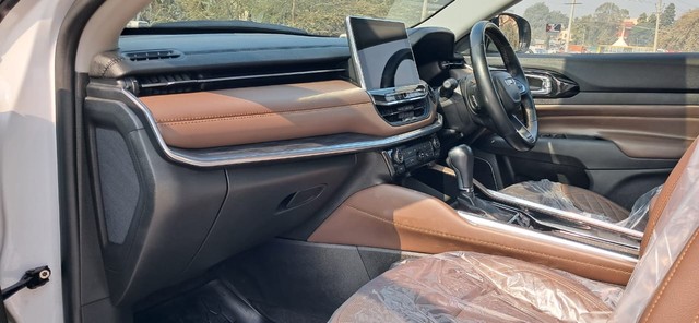 Second-hand 2022 Jeep Meridian Limited Opt AT 4x4 BSVI for sale in New Delhi-15