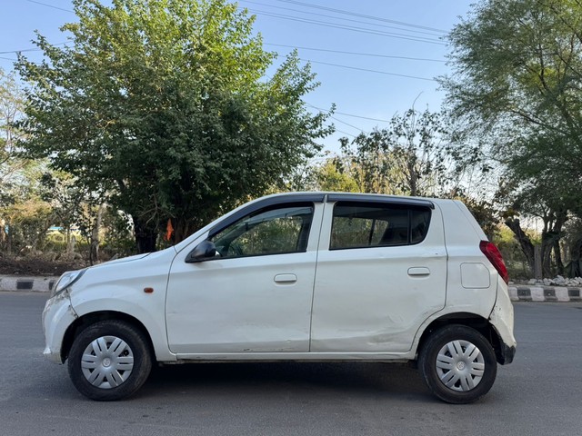 Second-hand 2013 Maruti Suzuki Alto 800 LXI for sale in New Delhi-3